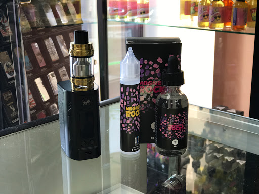 Tobacco Shop «Smoke Zone & Gifts», reviews and photos, 46699 Mission Blvd #210, Fremont, CA 94539, USA