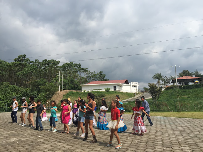 Opiniones de Liceo de las Americas en Santo Domingo de los Colorados - Escuela