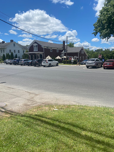 Grocery Store «Newtown General Store», reviews and photos, 43 Main St, Newtown, CT 06470, USA