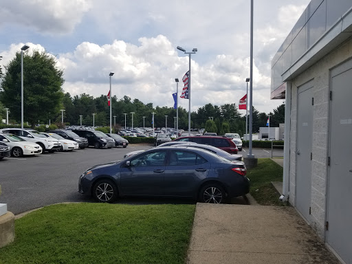 Used Car Dealer «DARCARS Used Car Center», reviews and photos, 1040 W Patrick St, Frederick, MD 21701, USA