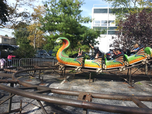 Country Club «Lake Isle Country Club», reviews and photos, 660 White Plains Rd, Eastchester, NY 10709, USA