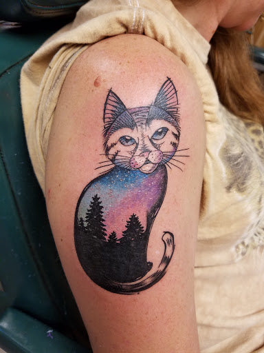 Tattoo Shop «Roadhouse Tattoos & Body Piercing», reviews and photos, 323 N Main St, Holland, NY 14080, USA