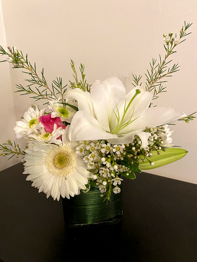 Florist «Squirrel Hill Flower Shop,», reviews and photos, 1718 Murray Ave, Pittsburgh, PA 15217, USA