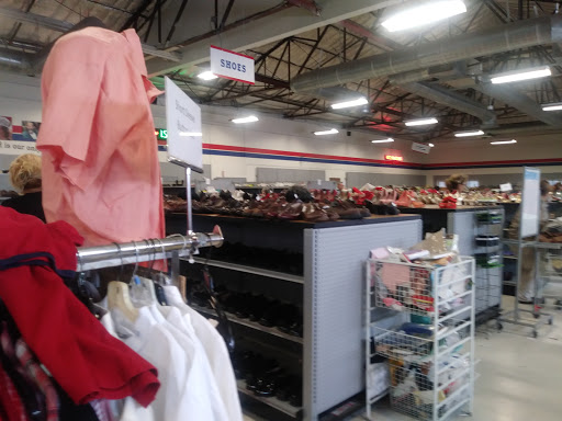 Thrift Store «Super Thrift Store», reviews and photos, 815 N Oxnard Blvd, Oxnard, CA 93030, USA