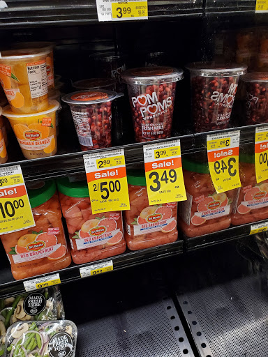 Grocery Store «Jewel-Osco», reviews and photos, 4729 N Central Ave, Chicago, IL 60630, USA