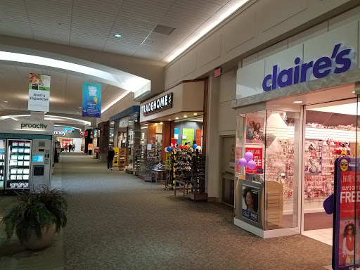 Shopping Mall «Kennedy Mall», reviews and photos, 555 John F Kennedy Rd, Dubuque, IA 52002, USA