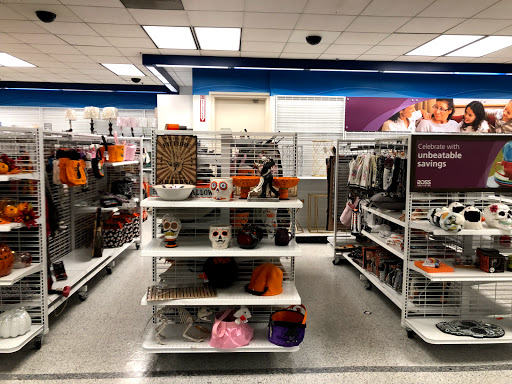 Clothing Store «Ross Dress for Less», reviews and photos, 19 Colma Blvd, Colma, CA 94014, USA