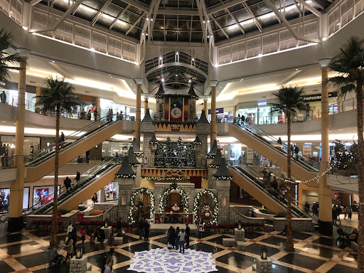 Shopping Mall «Somerset Collection», reviews and photos, 2800 W Big Beaver Rd, Troy, MI 48084, USA