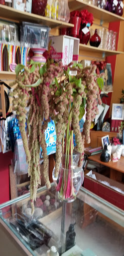 Florist «The Flower Pot & Basket Shop», reviews and photos, 5631 W Madison St, Chicago, IL 60644, USA