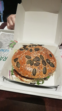Aliment-réconfort du Restaurant de hamburgers McDonald's à Paris - n°12