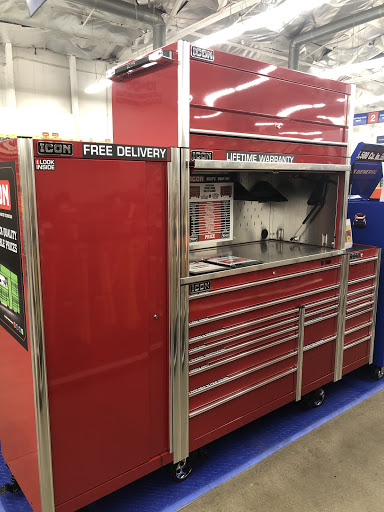 Hardware Store «Harbor Freight Tools», reviews and photos, 1349 N Blackstone Ave, Fresno, CA 93703, USA