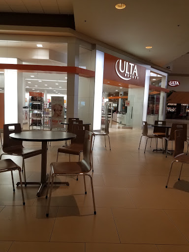 Shopping Mall «Valley Mall», reviews and photos, 1925 E Market St, Harrisonburg, VA 22801, USA