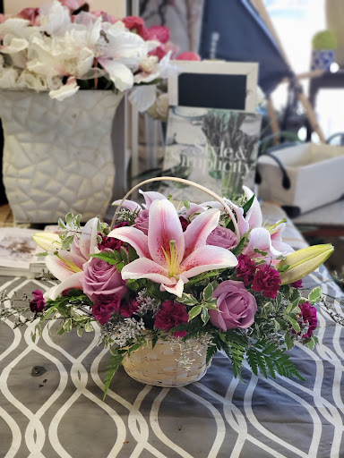 Florist «Pioneer Flowers», reviews and photos, 17601 Pioneer Blvd, Artesia, CA 90701, USA