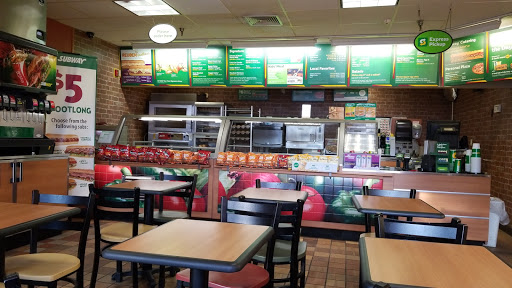 Restaurant «SUBWAY®Restaurants», reviews and photos, 99 Fortin Rd, Kingston, RI 02881, USA