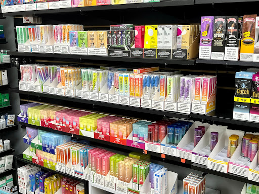 Tobacco Shop «Smoke Hut Smoke Shop», reviews and photos, 11902 Blue Ridge Boulevard g, Grandview, MO 64030, USA