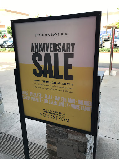 Department Store «Nordstrom Rack Laguna Hills Mall», reviews and photos, 23541 Calle De La Louisa, Laguna Hills, CA 92653, USA
