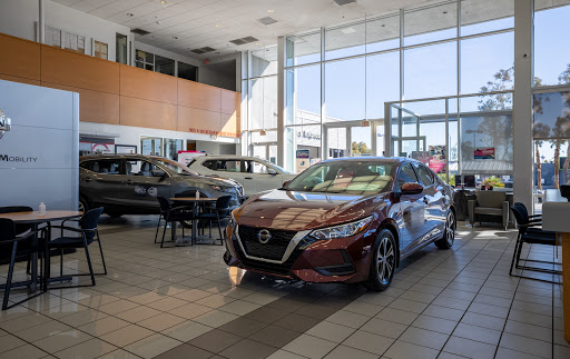 Nissan Dealer «AutoNation Nissan Las Vegas», reviews and photos, 5800 W Sahara Ave, Las Vegas, NV 89146, USA