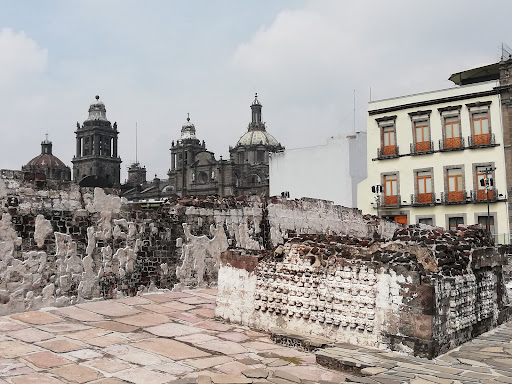 Templo parsi Ciudad López Mateos