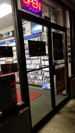 Video Game Store «GameStop», reviews and photos, 1614 Fort Campbell Blvd, Clarksville, TN 37042, USA