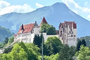 Ausblick auf das Hohe Schloss und Kloster St. Mang image