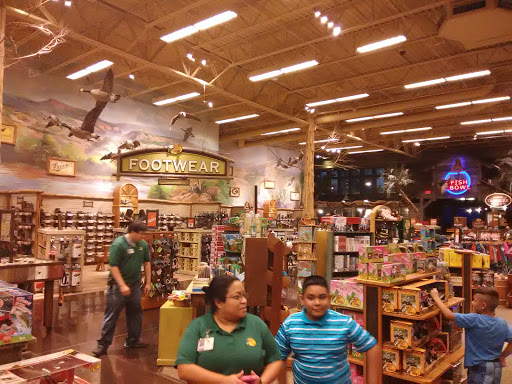 Sporting Goods Store «Bass Pro Shops», reviews and photos, 101 Bass Pro Drive, Harlingen, TX 78552, USA