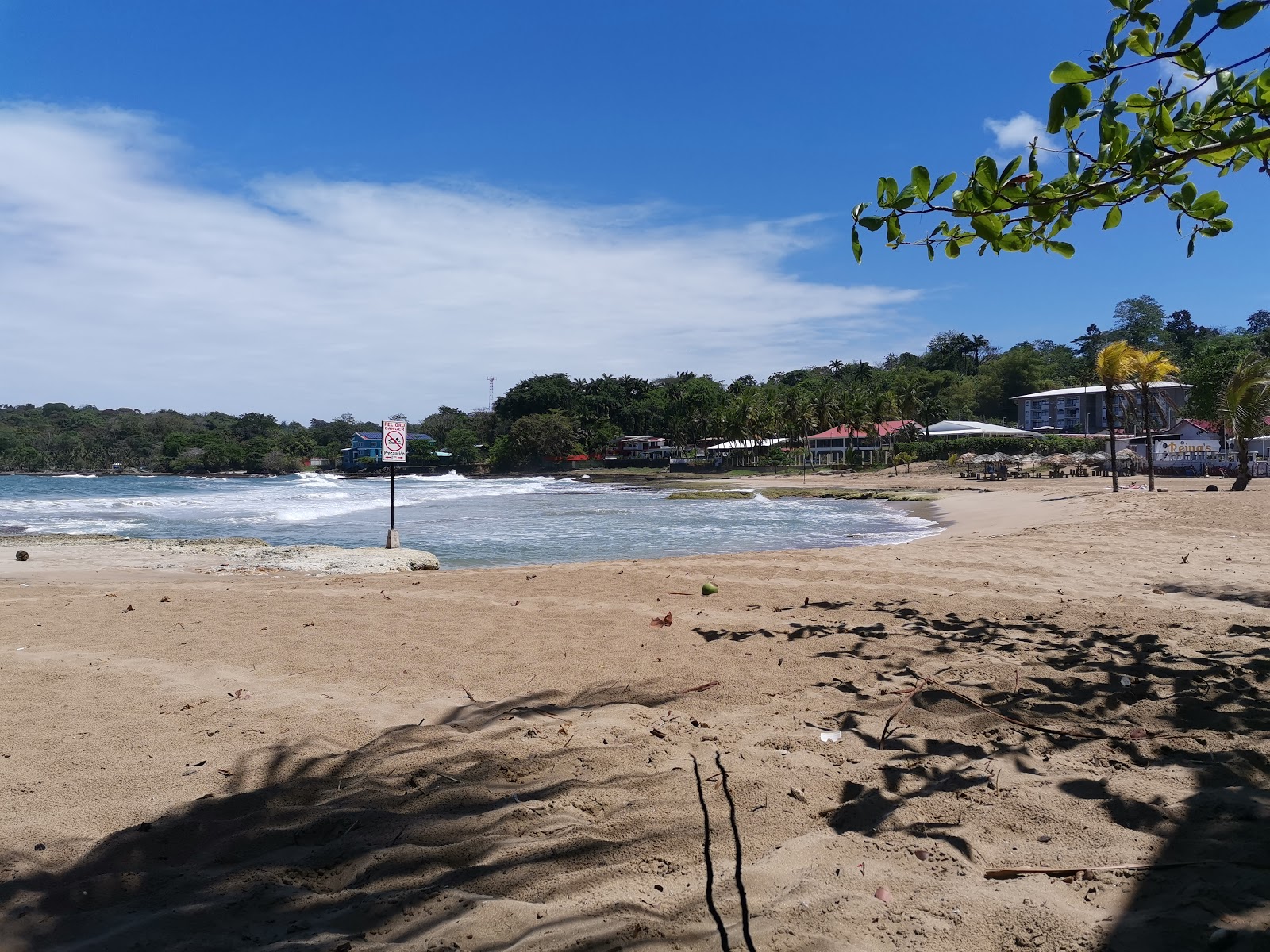 Fotografie cu Playa Bonita cu nivelul de curățenie înalt