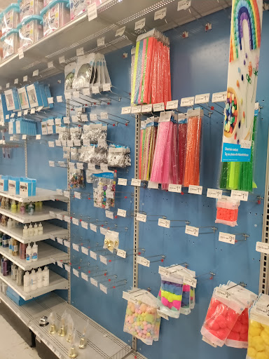 Craft Store «Michaels», reviews and photos, 2100 Snelling Ave, Roseville, MN 55113, USA