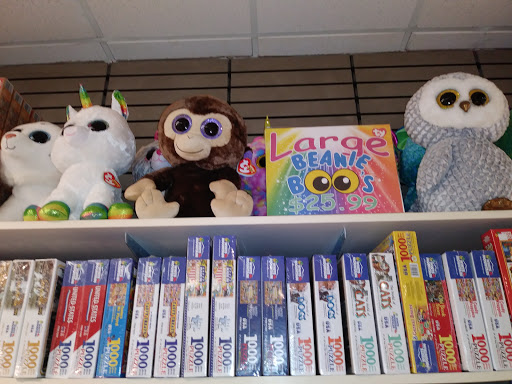 Shopping Mall «Oakwood Mall», reviews and photos, 4800 Golf Rd, Eau Claire, WI 54701, USA