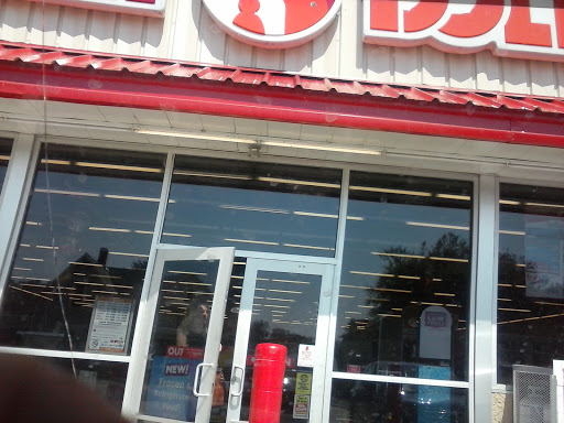 Dollar Store «FAMILY DOLLAR», reviews and photos, 222 S Main St, Utica, OH 43080, USA