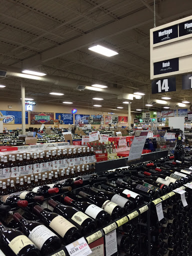 Liquor Store «Lukas Liquor Superstore», reviews and photos, 13657 Washington St, Kansas City, MO 64145, USA