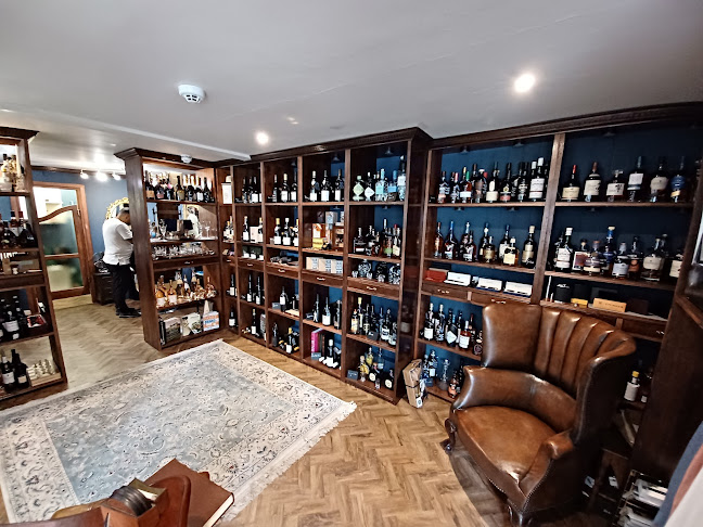 Reviews of The Yarmouth Barbers and Connoisseurs in Newport - Barber shop