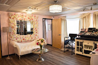 Divine Complexions Beauty Medspa - Photo 4 - Car repair in Wilsonville, OR, Hillsboro