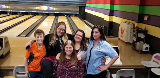 Bowling Alley «Bowl Mor Lanes», reviews and photos, 201 Highland Ave, East Syracuse, NY 13057, USA