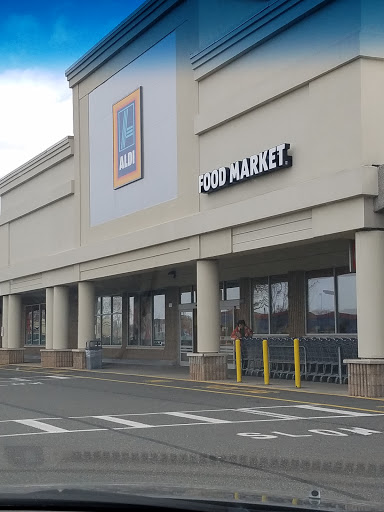 Supermarket «ALDI», reviews and photos, 4 Memorial Dr, Lodi, NJ 07644, USA