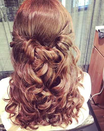 Beauty Salon «Lake Tapps Salon», reviews and photos, 17008 Forest Canyon Rd E, Lake Tapps, WA 98391, USA