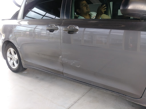 Auto Body Shop «Gerber Collision & Glass», reviews and photos, 1577 Charles Hardy Pkwy, Dallas, GA 30157, USA