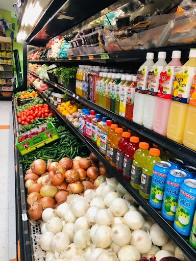 Market «Guacamole Market», reviews and photos, 1335 N Pacific Hwy # 130, Woodburn, OR 97071, USA