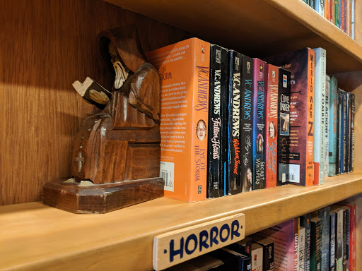 Used Book Store «Mercer Street Books», reviews and photos, 7 Mercer St, Seattle, WA 98109, USA