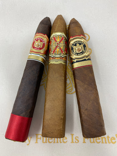 Tobacco Shop «Regency Cigar Emporium», reviews and photos, 752 Main St, East Greenwich, RI 02818, USA