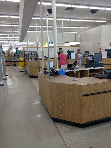 Discount Store «Gordmans», reviews and photos, 2590 Hubbell Ave, Des Moines, IA 50317, USA