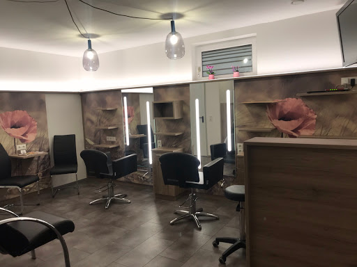 Bernis-Haarstudio In Wolfpassing