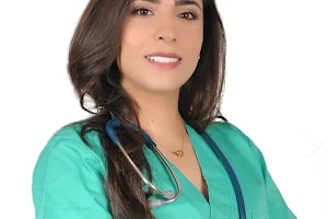 Docteur Amina Laasri: Médecine esthétique Casablanca Dermatologie interventionnelle - Laser - Filler - traitements Acné Rides image