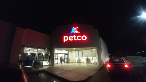 Pet Supply Store «Petco Animal Supplies», reviews and photos, 51 Middlesex Turnpike, Burlington, MA 01803, USA