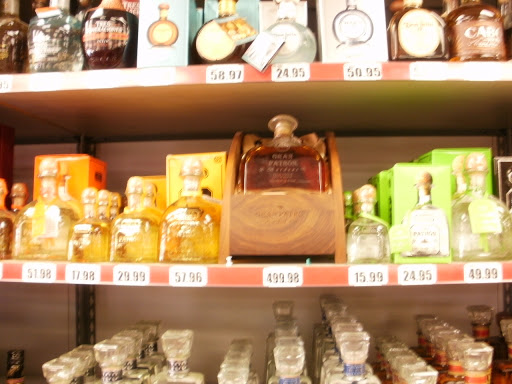 Liquor Store «Wine Captain Party Shoppe», reviews and photos, 14207 Michigan Ave, Dearborn, MI 48126, USA