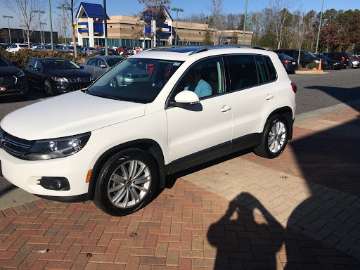 Volkswagen Dealer «AutoNation Volkswagen Mall of Georgia», reviews and photos, 3711 Buford Dr NE, Buford, GA 30519, USA