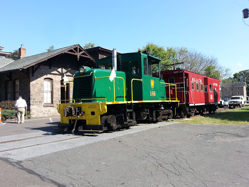 Grocery Store «Milford Market», reviews and photos, 26 Bridge St, Milford, NJ 08848, USA
