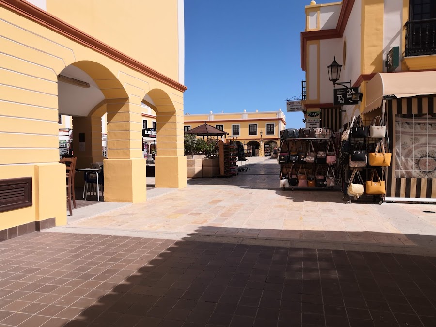 Harp and Shamrock Bar