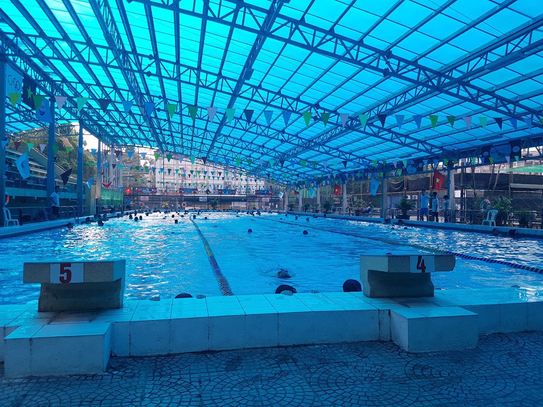 Bể bơi trường ĐH Thủy Lợi