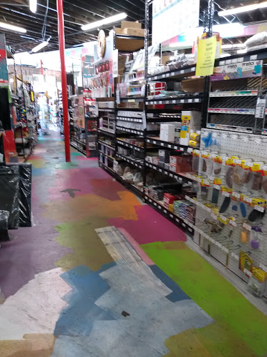Art Supply Store «Artist & Craftsman Supply Kansas City», reviews and photos, 229 Southwest Blvd, Kansas City, MO 64108, USA