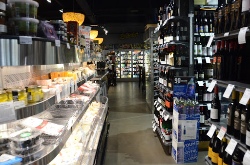 Grocery Store «Bread Garden Market», reviews and photos, 225 S Linn St, Iowa City, IA 52240, USA